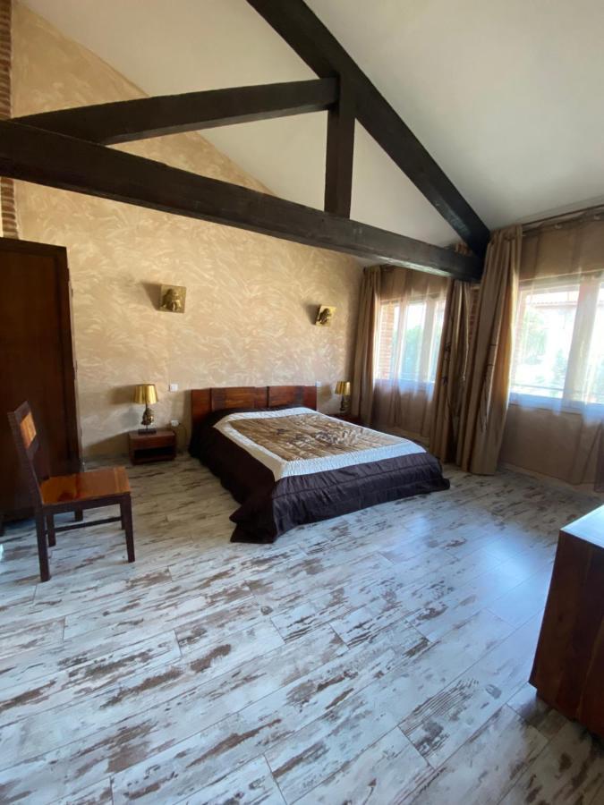 Domaine De La Tannerie Les Coulisses Daire Prades  Dış mekan fotoğraf